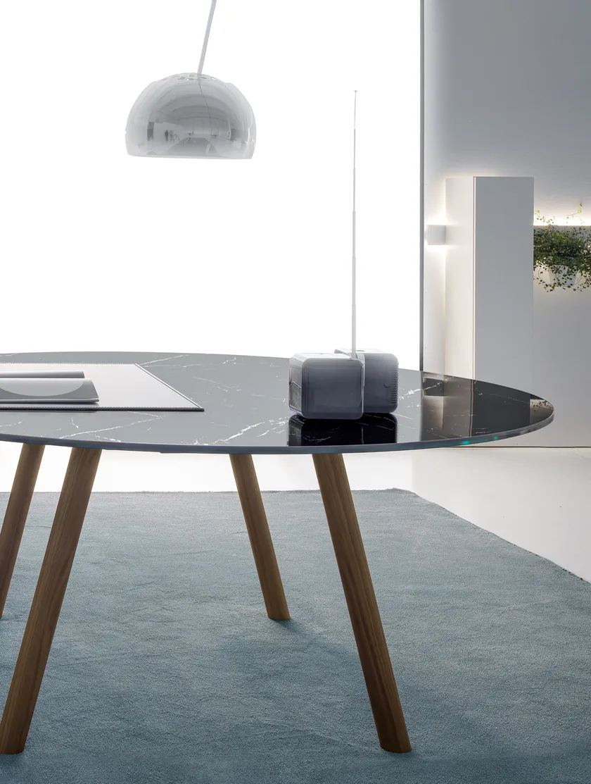 DVO NOTO Tavolo da riunione in gres porcellanato e legno massello - immagine 5